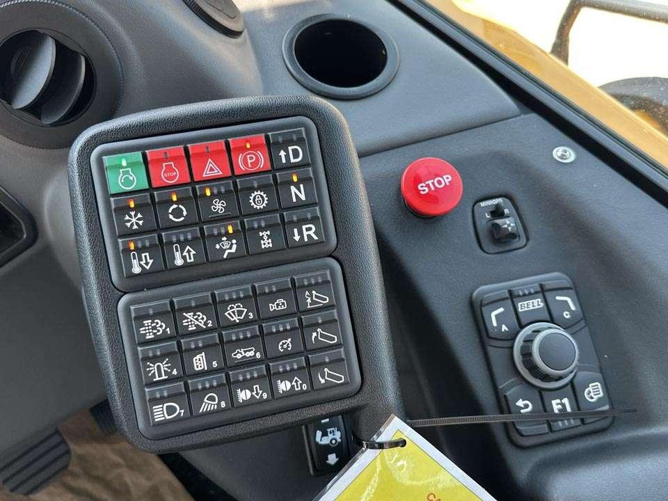 Bell B50E 6x6 Foto 17