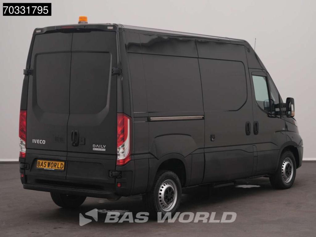 Iveco Daily 35S18 A/C Cruise control Foto 2