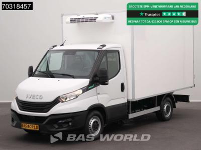 Iveco Daily 35S14 3.0L CNG Zijdeur Koelwagen Thermo King V-300 MAX Airco Cruise Camera Euro6 Bakwagen Koe in vendita da BAS World B.V.
