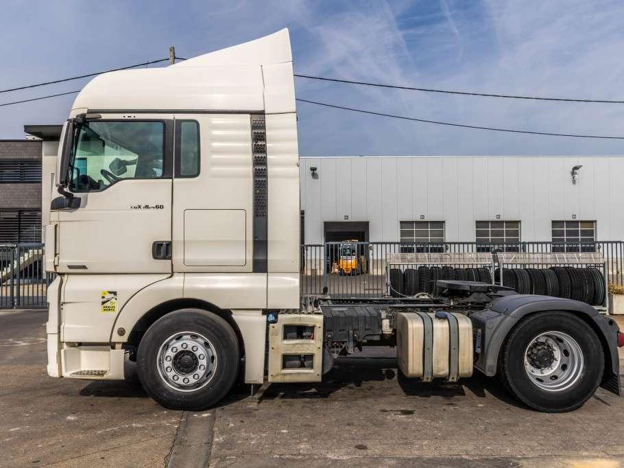 Man TGX 18.460 XLX+INTARDER Foto 2
