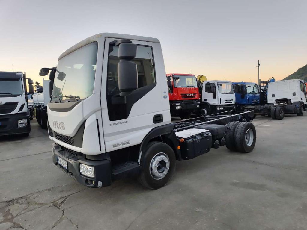 Iveco EUROCARGO 120-190L Foto 11