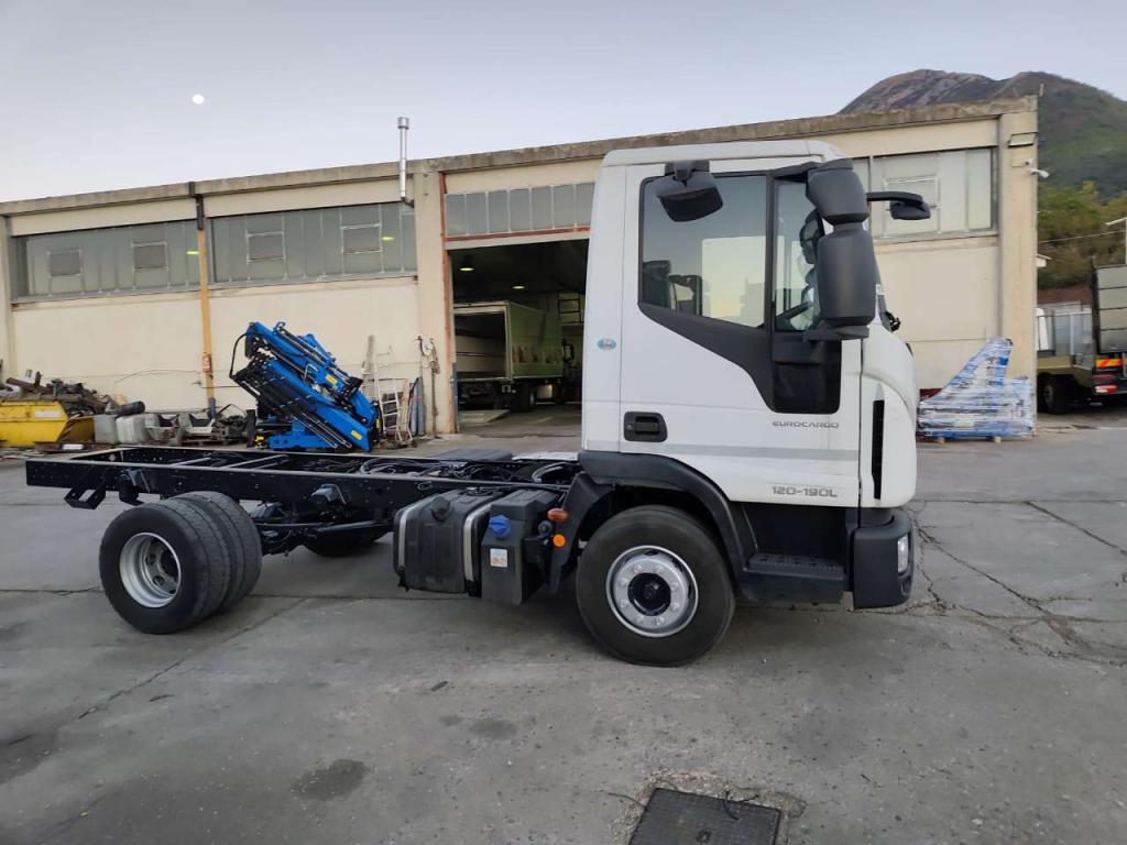 Iveco EUROCARGO 120-190L Foto 21