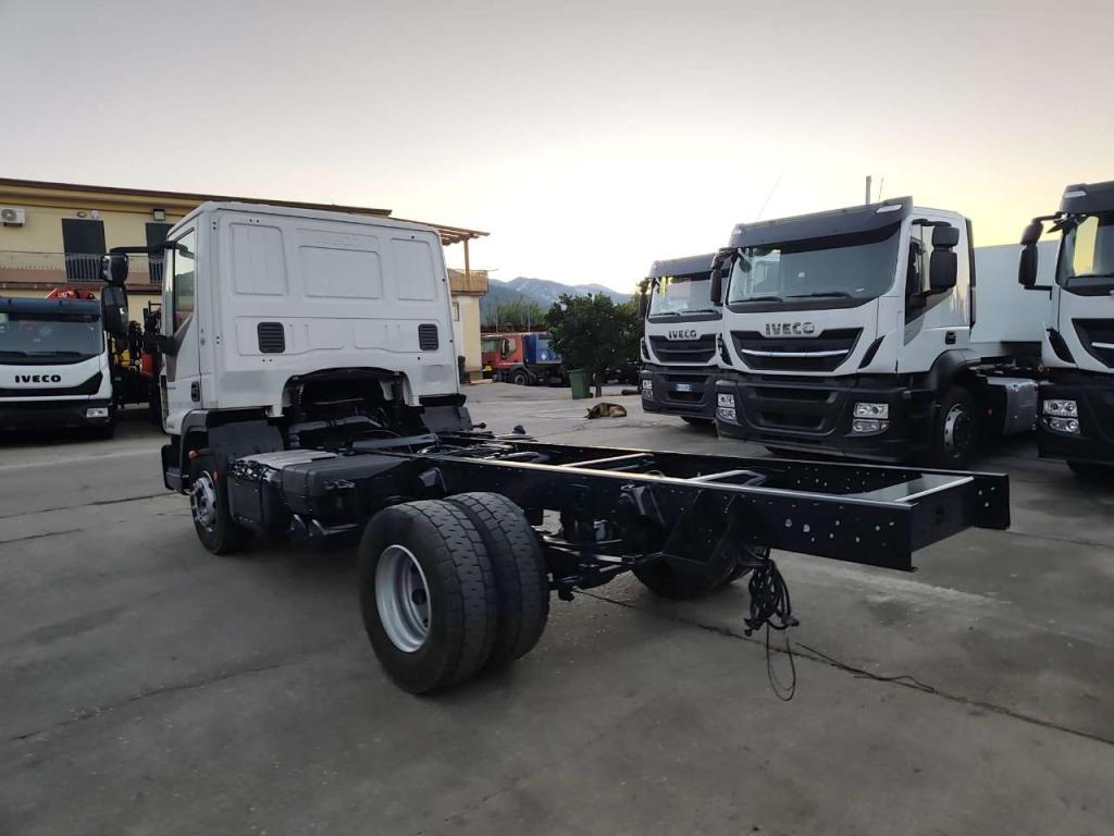 Iveco EUROCARGO 120-190L Foto 22