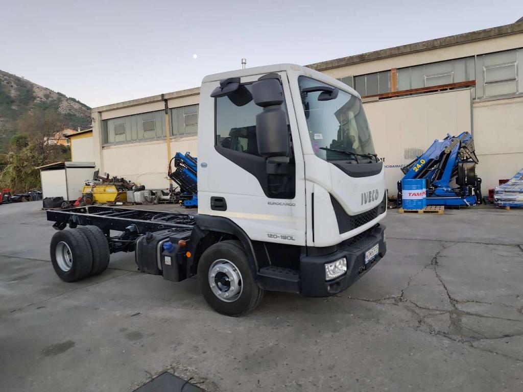 Iveco EUROCARGO 120-190L Foto 4