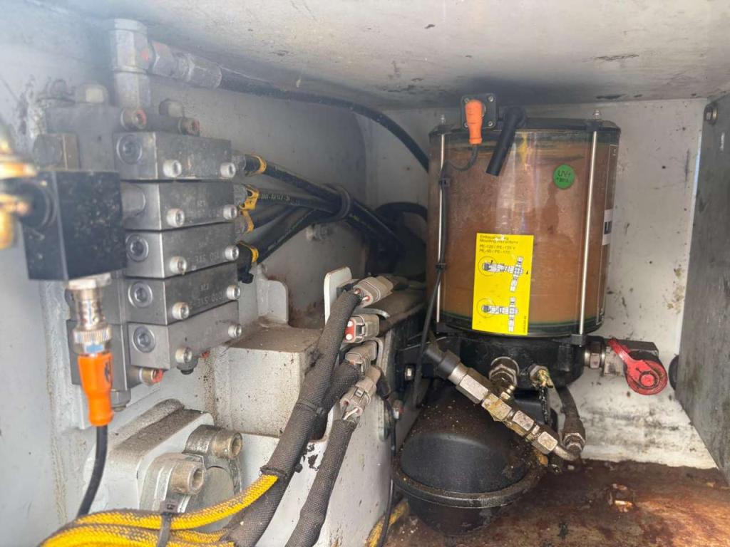 Liebherr R922 NLC LITRONIC Foto 5