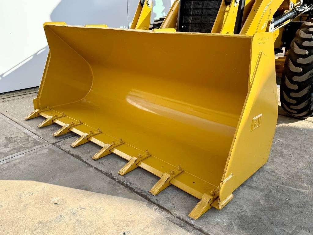 Caterpillar 424 4WD - Hammer Lines / Airco / Side Shift Foto 11