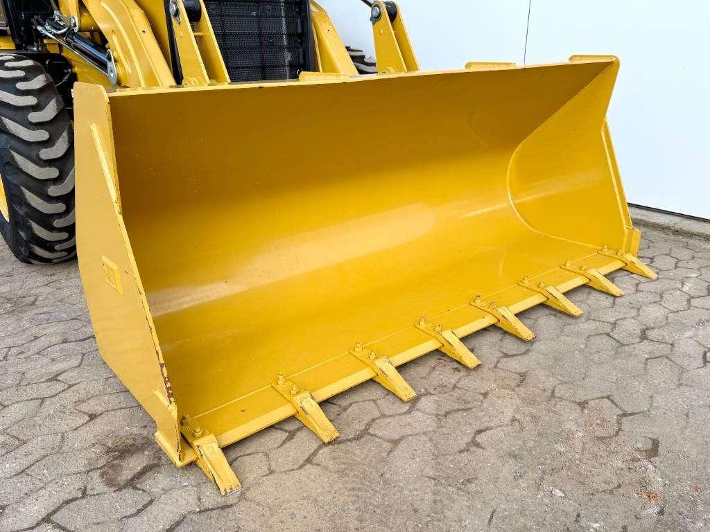 Caterpillar 424 4WD - Hammer Lines / Airco / Side Shift Foto 12