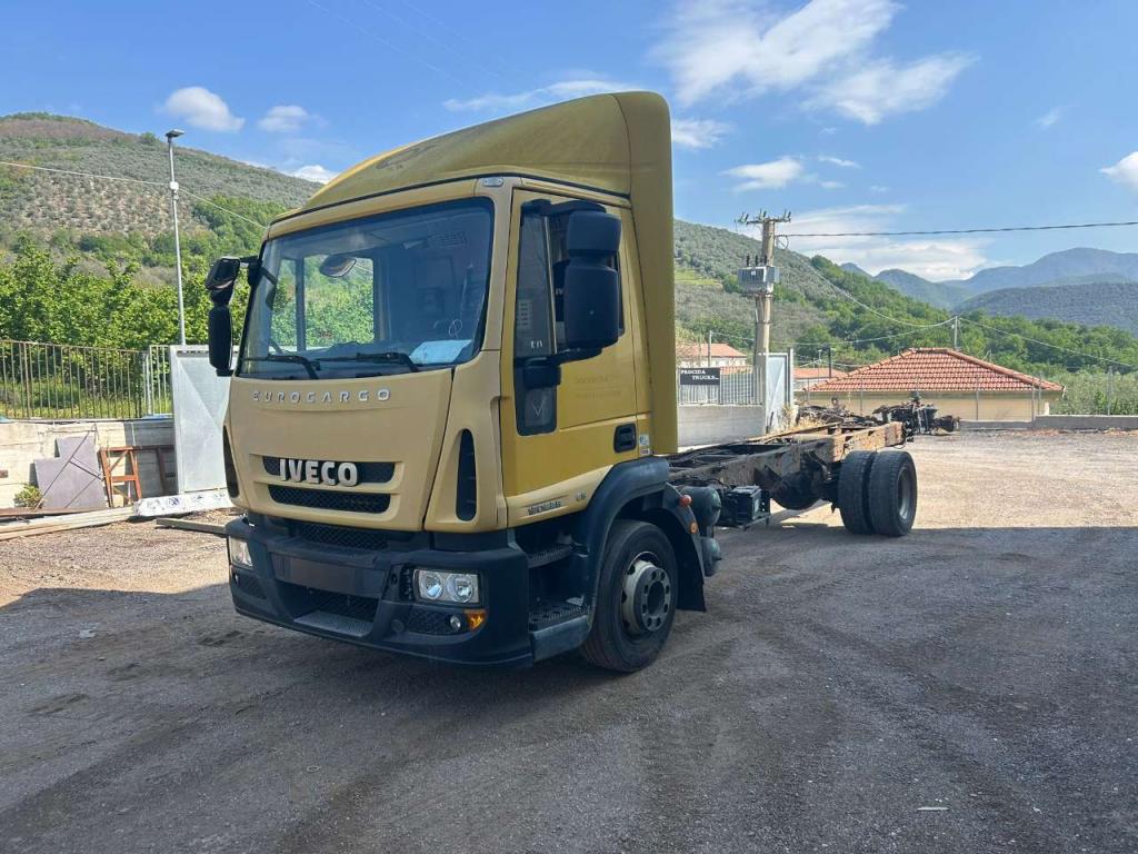 Iveco EUROCARGO 120E28P Foto 10