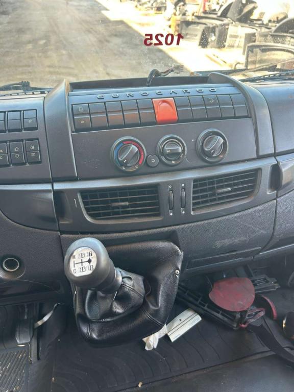 Iveco EUROCARGO 120E28P Foto 19