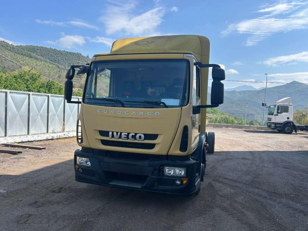Iveco EUROCARGO 120E28P Foto 2