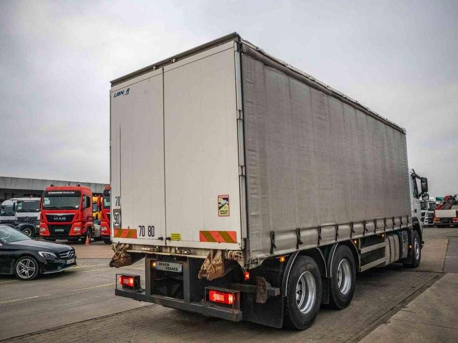 Volvo FM 330+10 pneus/tires-intarder Foto 3