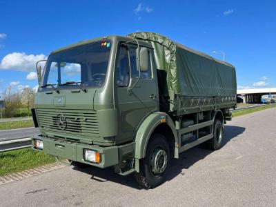 Mercedes-Benz 1017 4X4 ex army reconditioned in vendita da Big Machinery