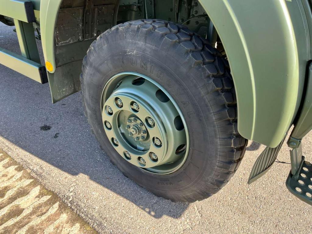 Mercedes-Benz 1017 4X4 ex army reconditioned Foto 10