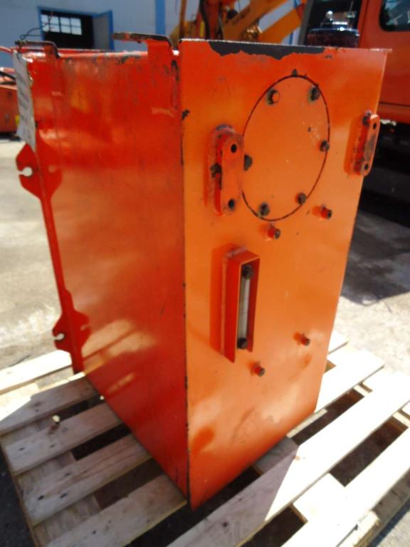 Serbatoio olio idraulico per Fiat Kobelco/Fiat Hitachi W270 Foto 3
