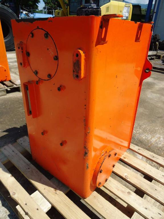 Serbatoio olio idraulico per Fiat Kobelco/Fiat Hitachi W270 Foto 4