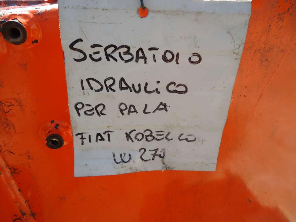 Serbatoio olio idraulico per Fiat Kobelco/Fiat Hitachi W270 Foto 5