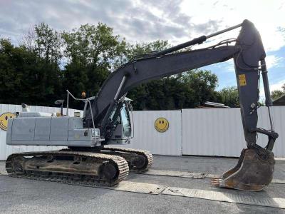 Volvo EC220DL in vendita da SODINEG France