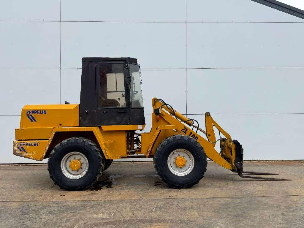 Caterpillar Zeppelin ZL10B - Bucket + Forks / Quick Coupler Foto 6