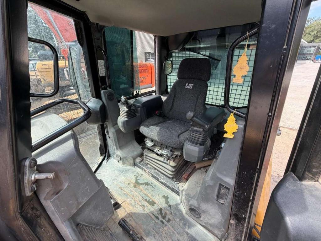 Caterpillar D3K2 XL Ripper Foto 23