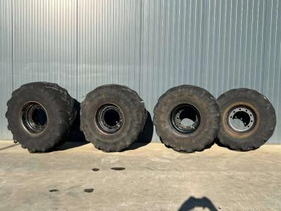 Pneumatico per Michelin 445/70R19.5 incl. rim in vendita da Smitma B.V.