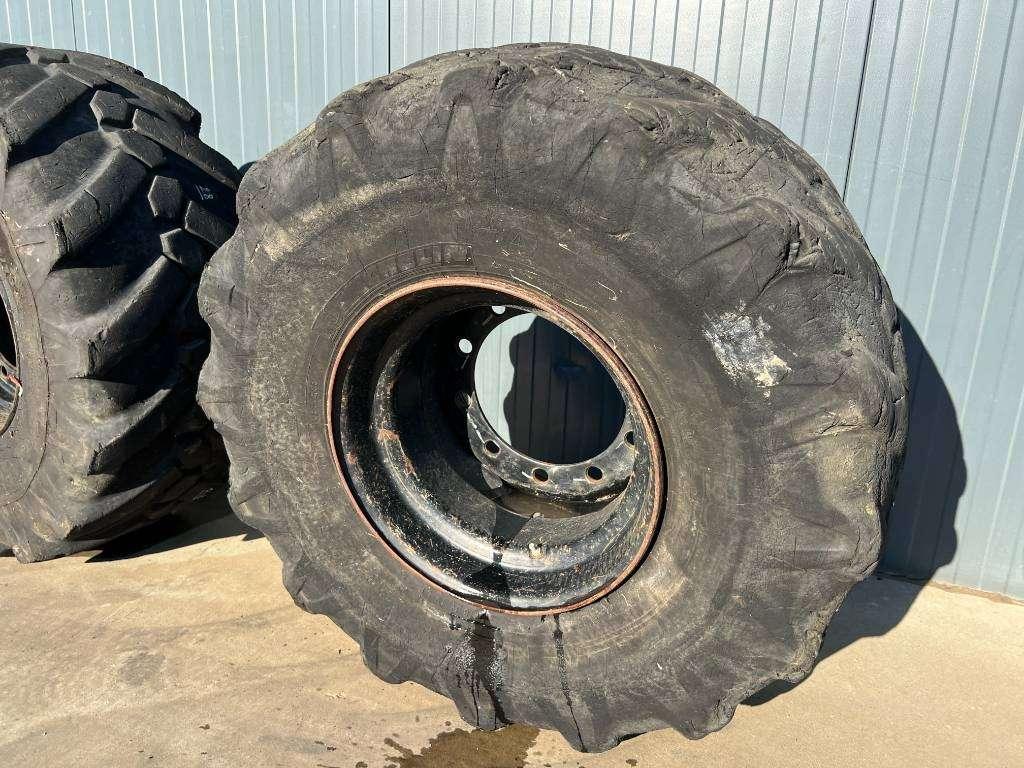 Pneumatico per Michelin 445/70R19.5 incl. rim Foto 12