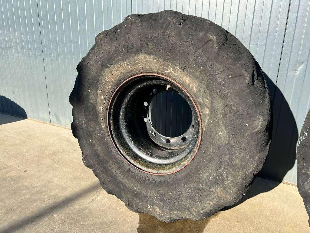Pneumatico per Michelin 445/70R19.5 incl. rim Foto 6