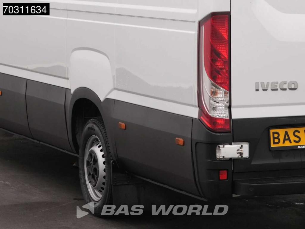 Iveco Daily 35S16 Automaat L3H2 3,5t Trekgewicht Airco Camera Parkeersensoren Euro6 L3 Airco Foto 20