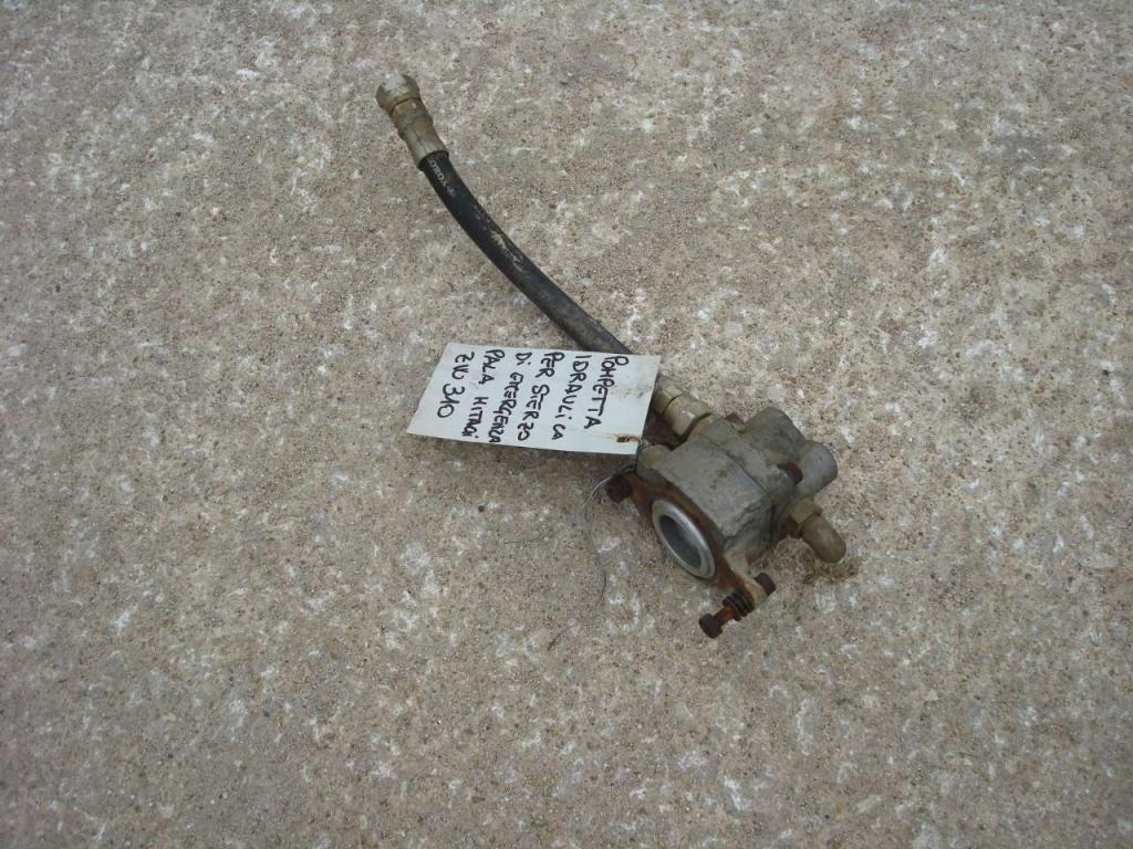 Pompetta Idraulica per Sterzo per Hitachi ZW310 Foto 3
