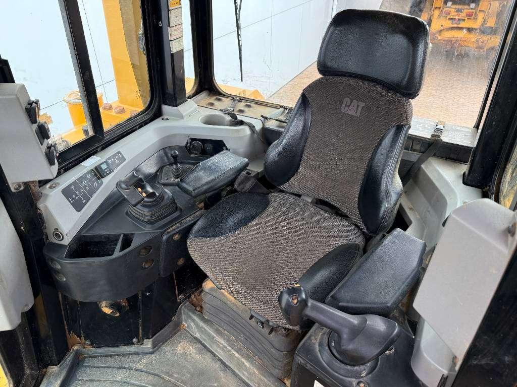 Caterpillar D6T LGP - German Machine / Ripper Valve Foto 8