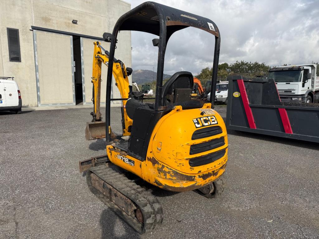 JCB 8018 Foto 3