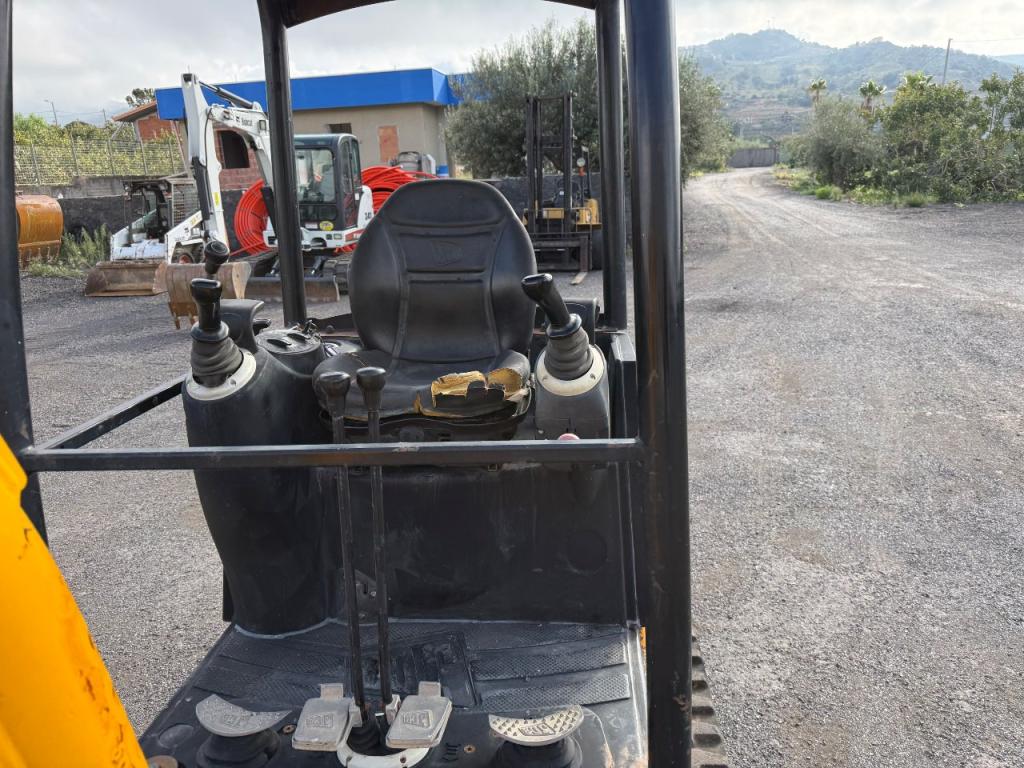 JCB 8018 Foto 8