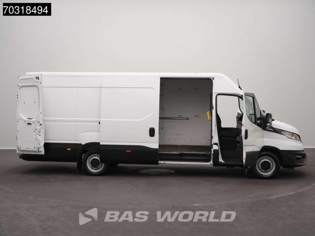 Iveco Daily 35S16 Automaat L3H2 160PK 3,5t Trekgewicht Airco Camera Parkeersensoren Euro6 L3 A/C Foto 8