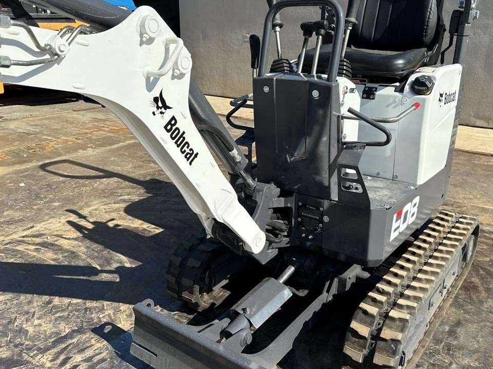 Bobcat E08 Foto 8