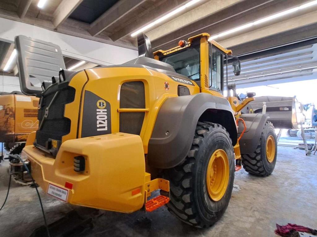 Volvo L120H Foto 16