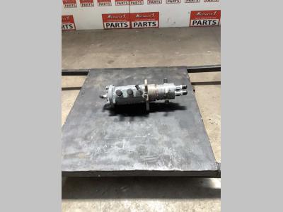 Giunto Rotante per Hitachi ZX 135US-7 in vendita da Massucco T. Srl Area Ricambi