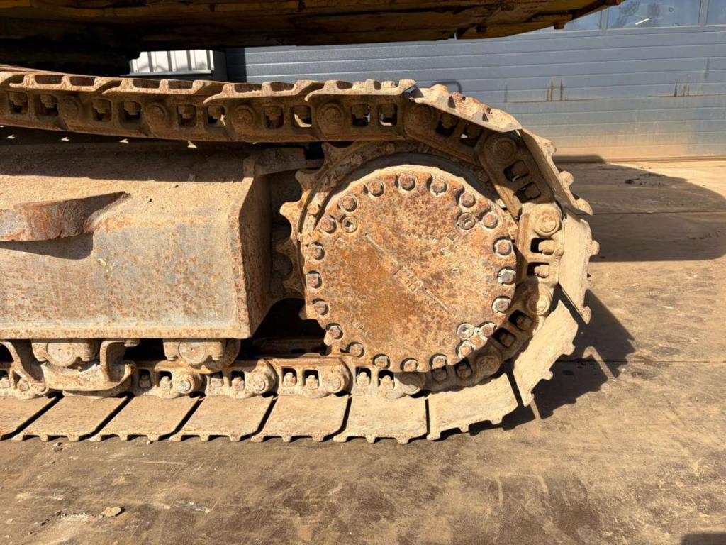 Komatsu PC240 Foto 11