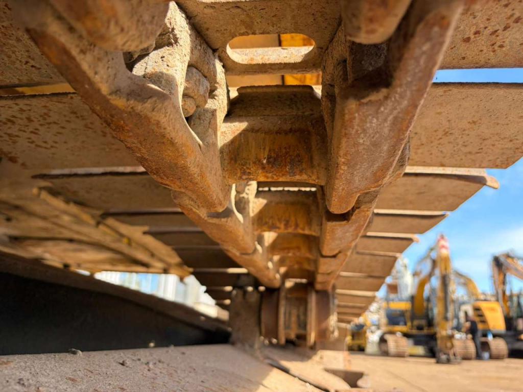 Komatsu PC240 Foto 13