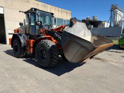 Hitachi zw180-7 in vendita da Agri Trading Srl