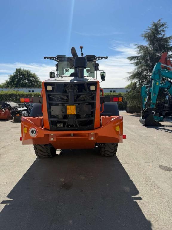Hitachi zw180-7 Foto 8