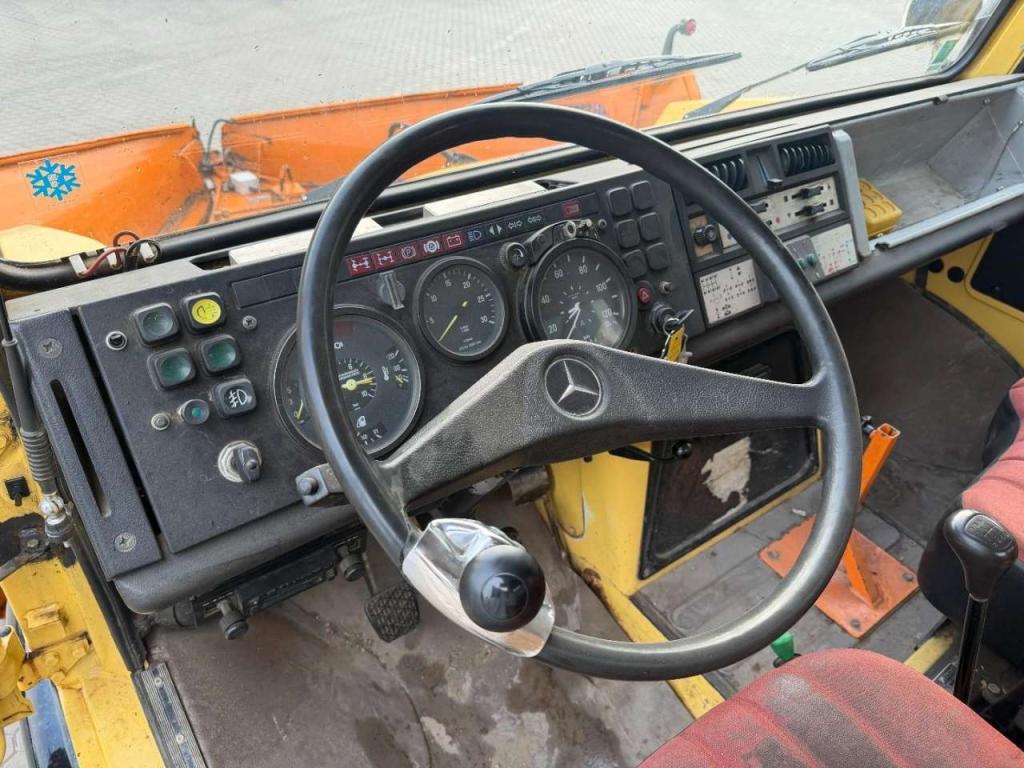Unimog Unimog U 1000 3-way tipper - Snow Plow Foto 28