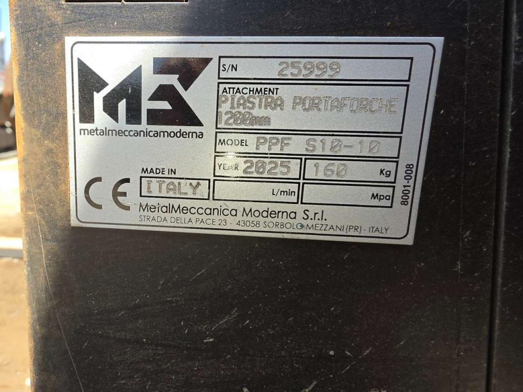 M3 MetalMeccanica Moderna Forche 1000kg Foto 2