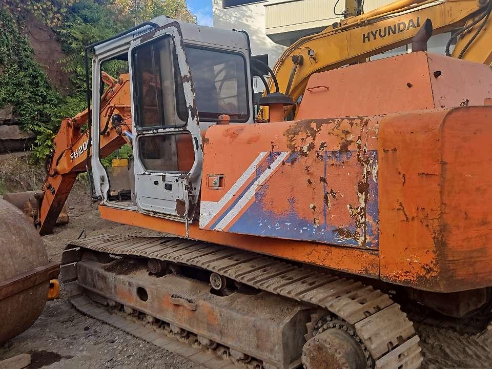 Fiat Hitachi fh 200 Foto 2