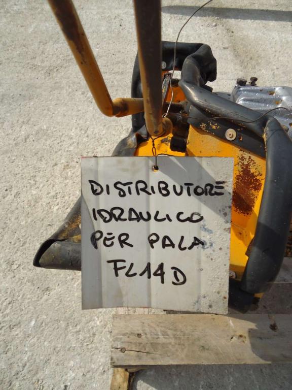 Distributore idraulico per Fiat Allis FL14D Foto 3
