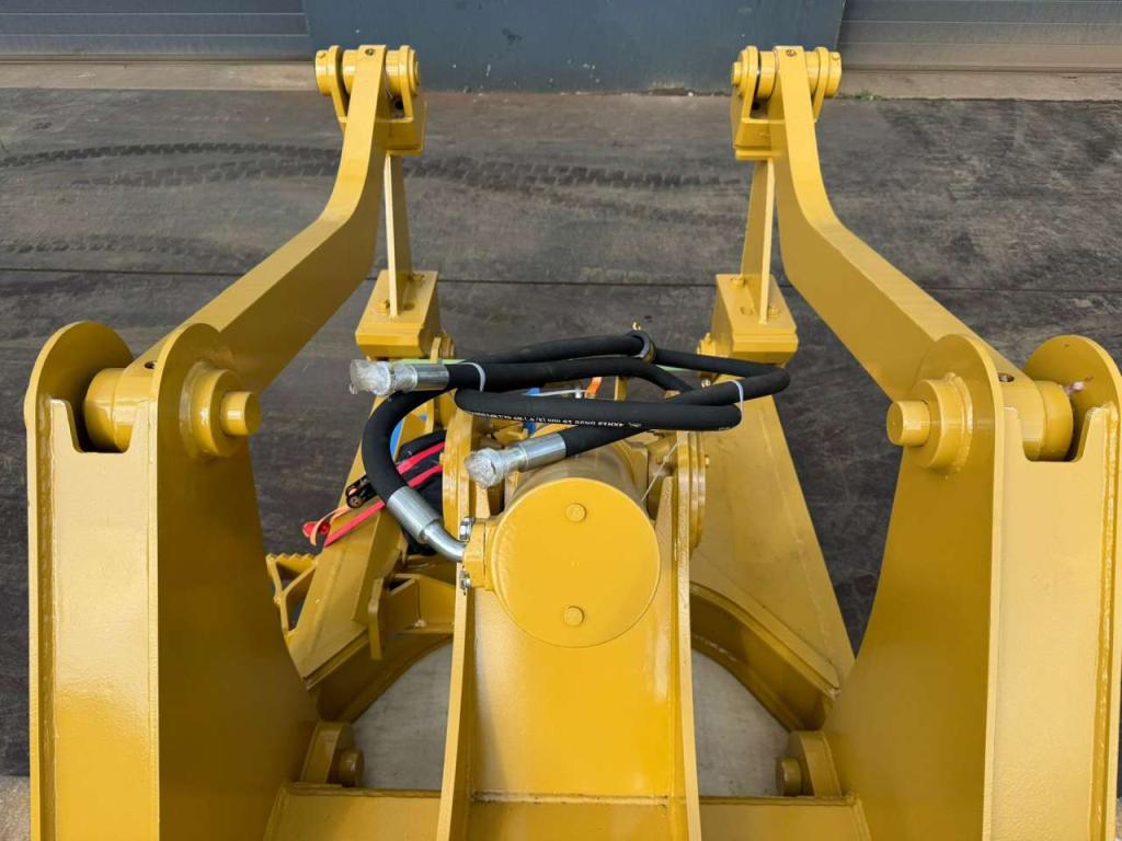 Caterpillar D6 New Gen Ripper with 1 Cylinder Foto 9