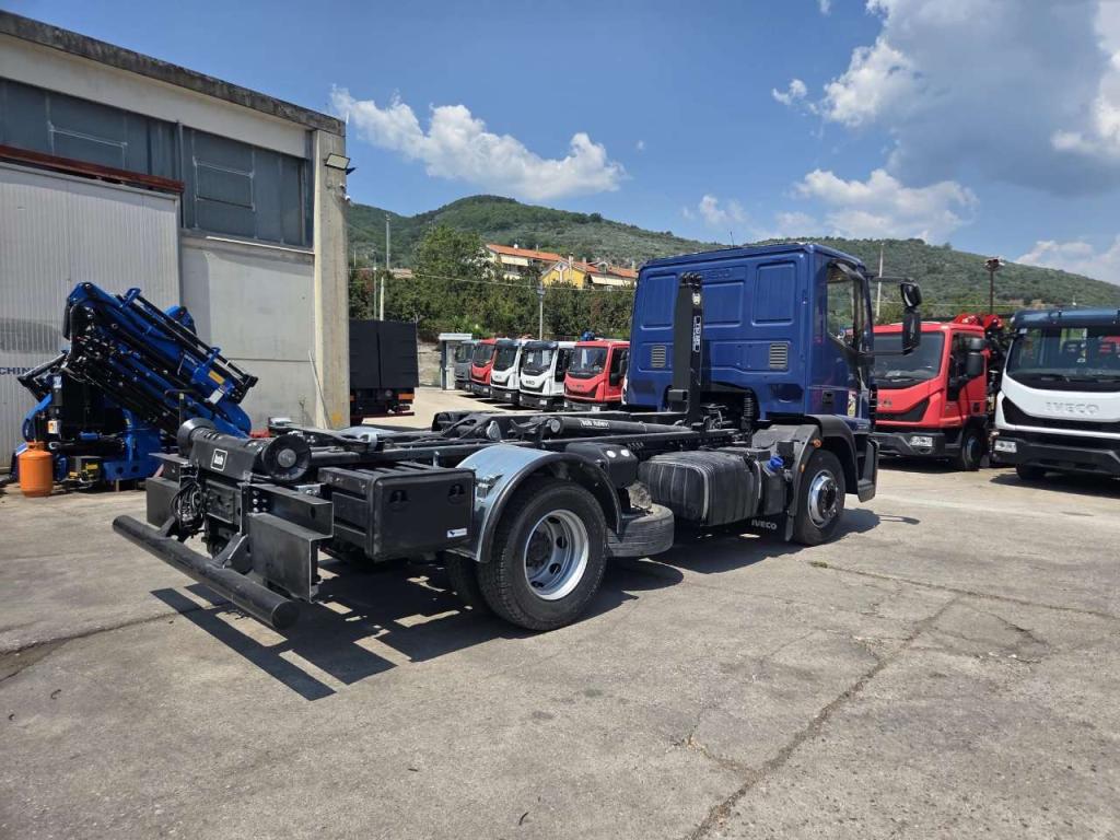 Iveco EUROCARGO CUBE 120-220 Foto 15