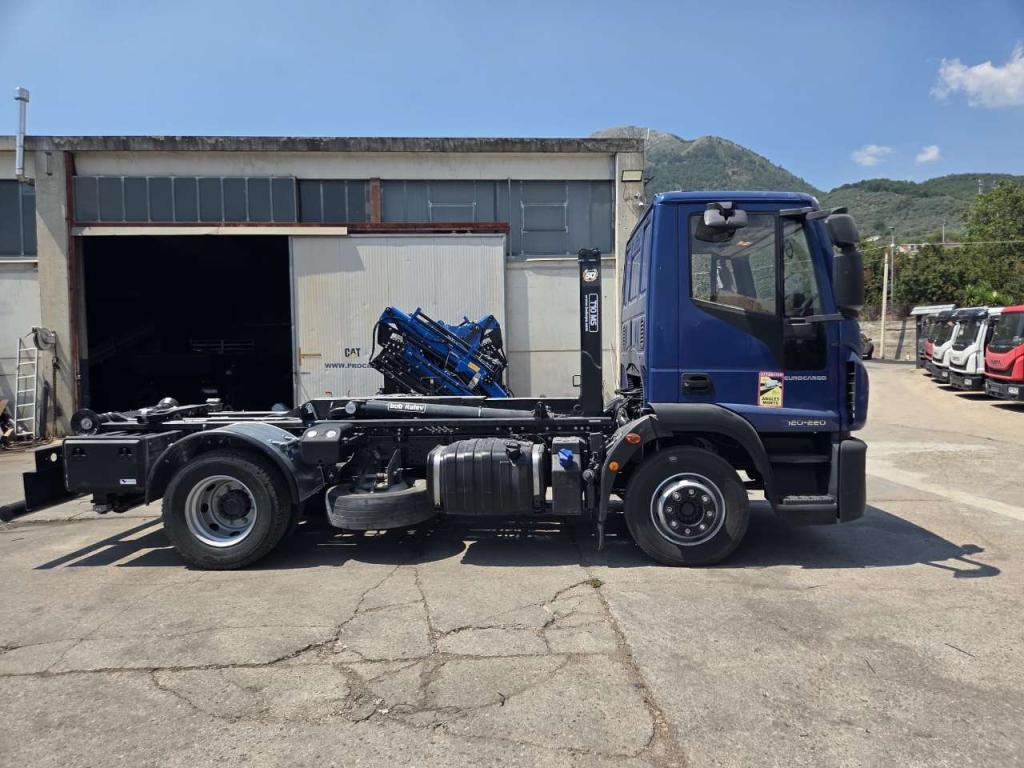 Iveco EUROCARGO CUBE 120-220 Foto 19