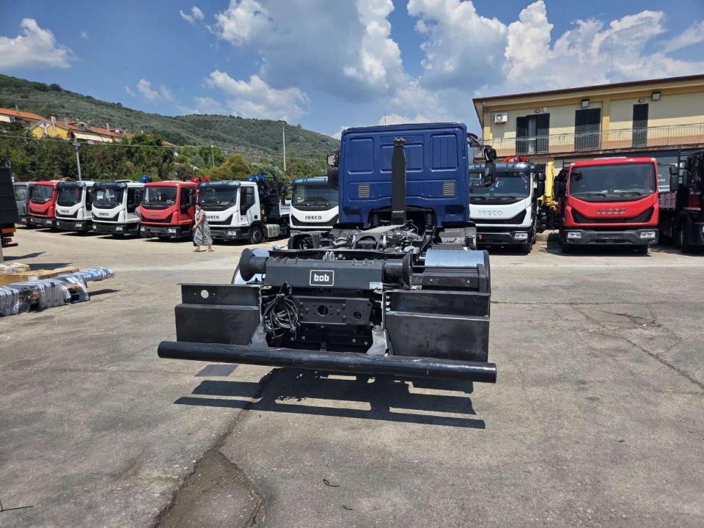 Iveco EUROCARGO CUBE 120-220 Foto 25