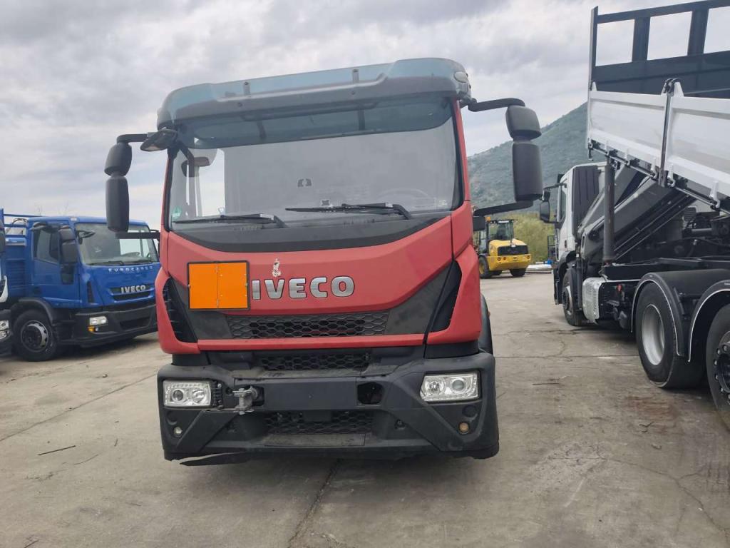 Iveco EUROCARGO 120-250 Foto 18