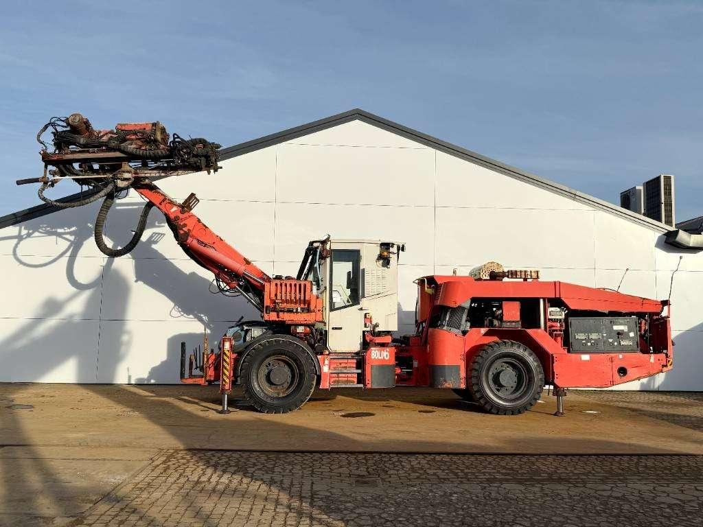 Sandvik DS511-C Roof Bolter 4x4 - Surface Drill Rig Foto 2