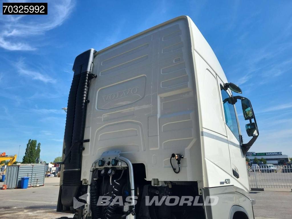 Volvo FH 420 4X2 NL-Truck ADR PTO Alcoa's I-ParkCool Foto 13